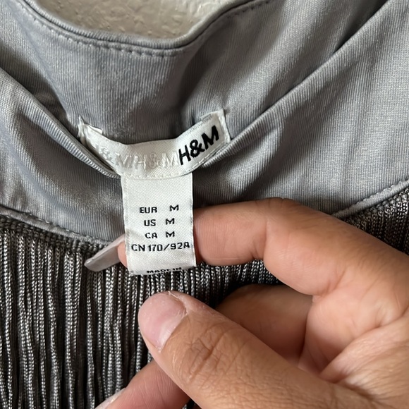 H&M Flapper Fringe Mini Dress Size Medium - Picture 3 of 5